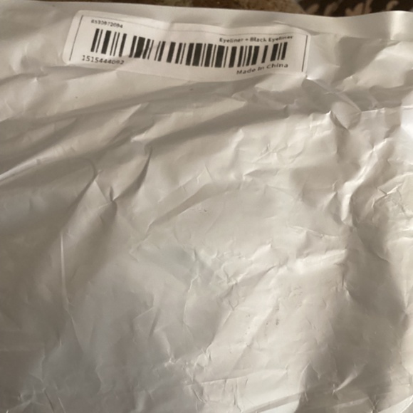 Eyebrow cream and applicator - Picture 2 of 3